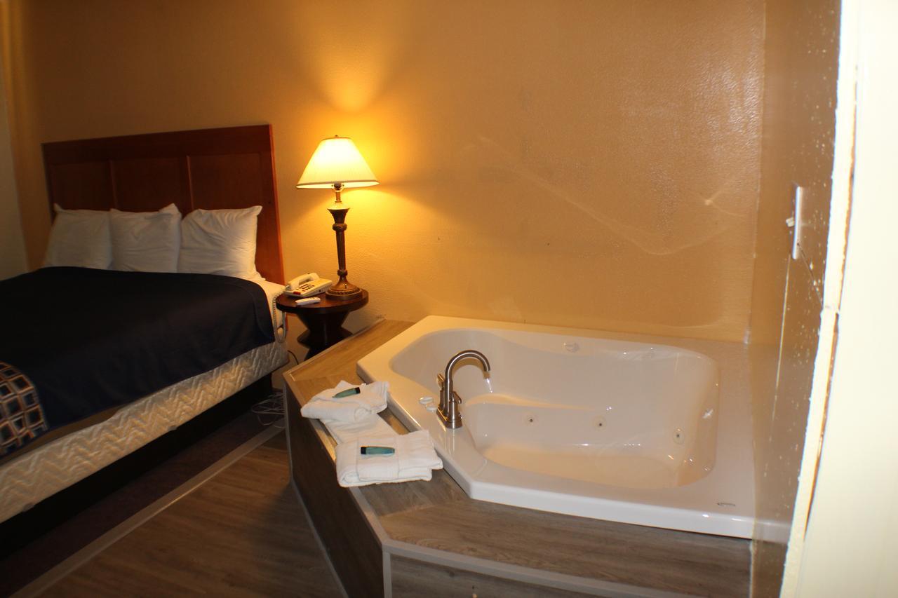 Americas Value Motel Geneva